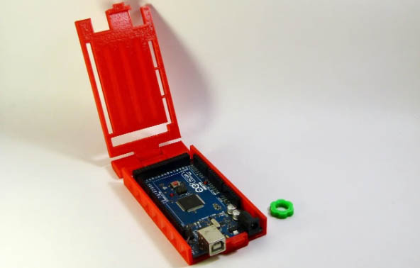 پرینت سه بعدی کاور فلیپ آردوینو