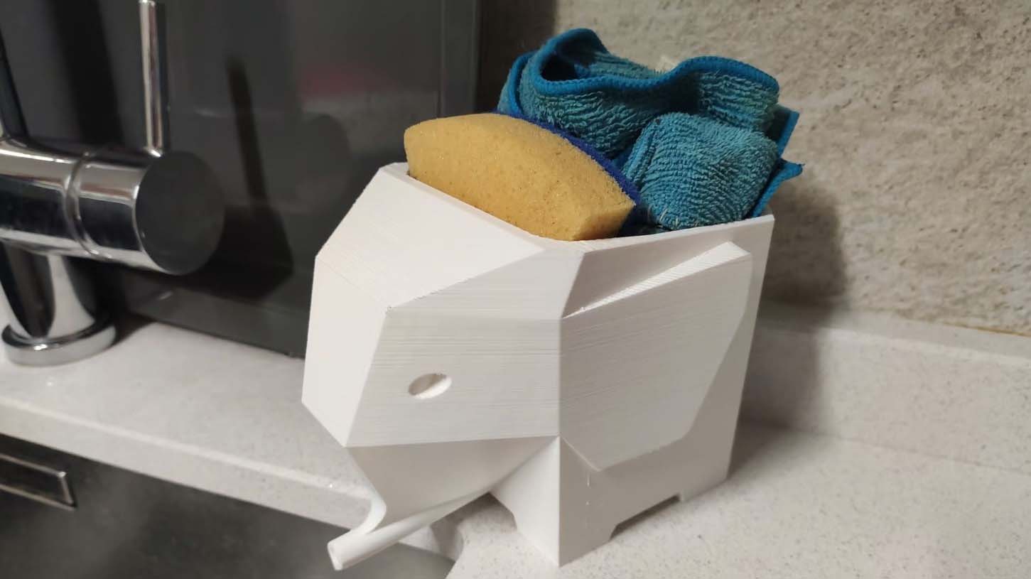 آب&zwnj;چکان به شکل فیل